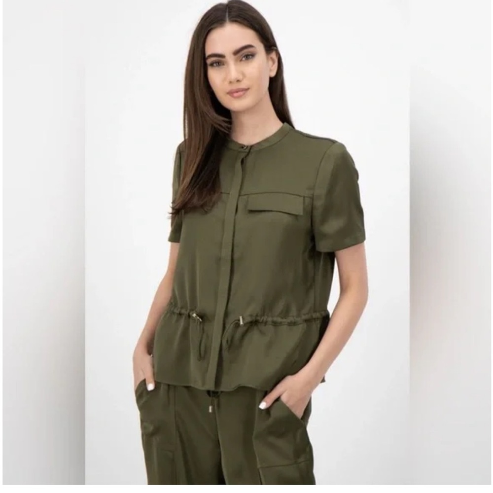 Like new Ted Baker Anjyo Olive Green Short Sleeve drawstring satin Blouse